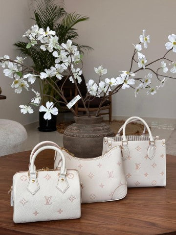 Ladies Lv bags Lilly Onlines