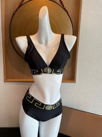 Ladies bikini & swimsuit Lilly Onlines