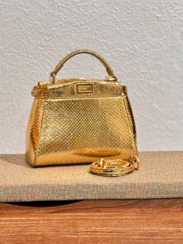 Ladies Fendi bag Lilly Onlines