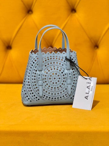 Ladies Alaia bags Lilly Onlines