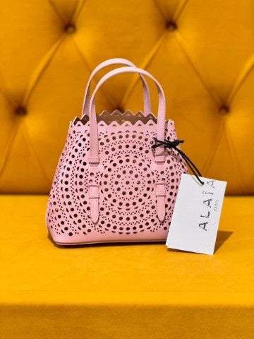 Ladies Alaia bags Lilly Onlines