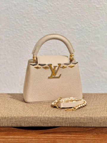 Ladies Lv bags Lilly Onlines