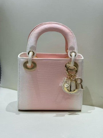 Ladies Dior bag Lilly Onlines