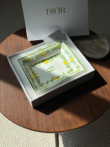 House decore items Lilly Onlines