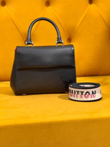 Ladies Lv bags Lilly Onlines
