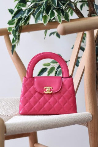 Ladies Chanel bags Lilly Onlines