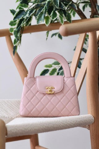 Ladies Chanel bags Lilly Onlines