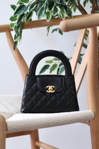 Ladies Chanel bags Lilly Onlines