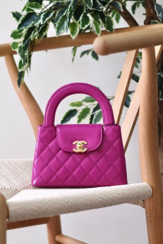Ladies Chanel bags Lilly Onlines