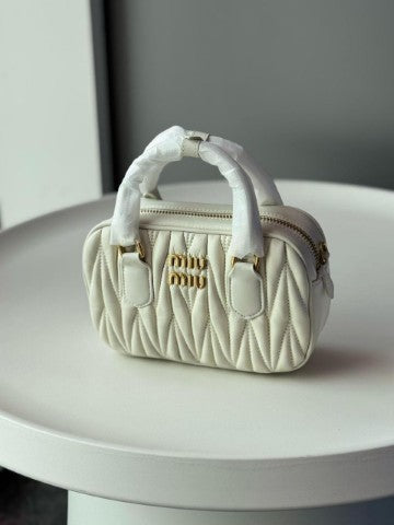 Ladies miu miu bags Lilly Onlines