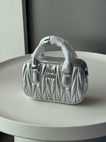 Ladies miu miu bags Lilly Onlines