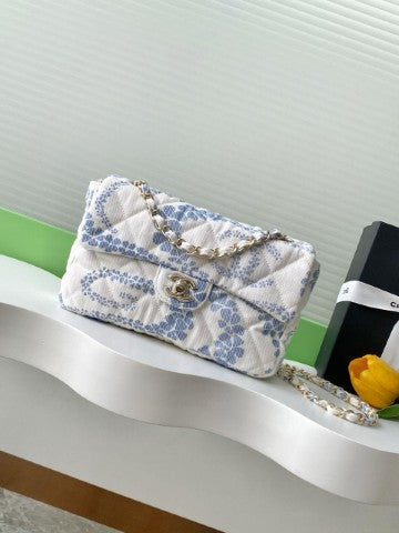 Title ladies Chanel bags Lilly Onlines