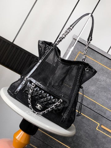 ladies Chanel bags Lilly Onlines