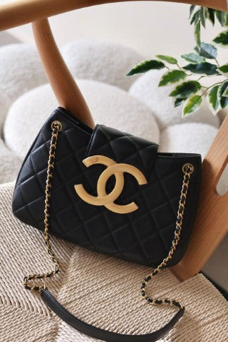 ladies Chanel bags Lilly Onlines