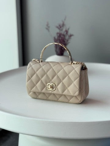 ladies Chanel bags Lilly Onlines