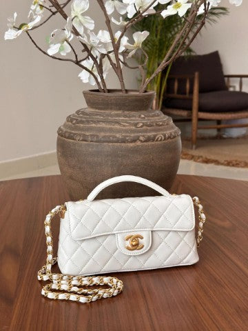 ladies Chanel bags Lilly Onlines
