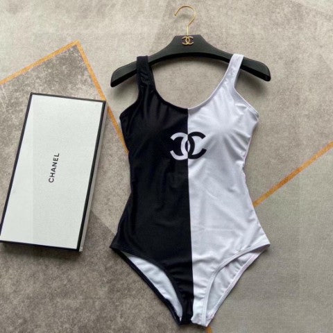 Ladies bikini & swimsuits Lilly Onlines