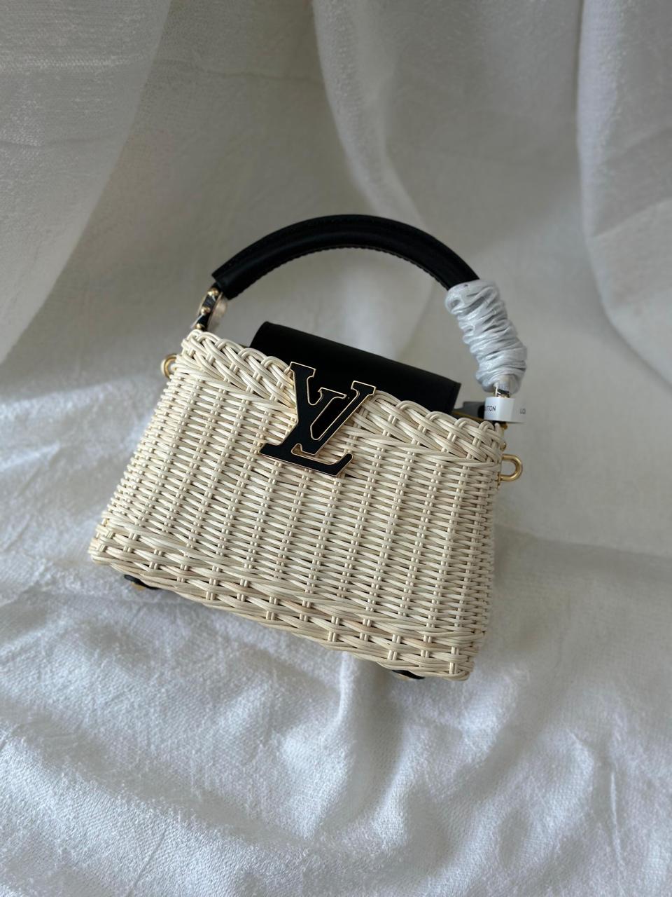Ladies Lv bags Lilly Onlines