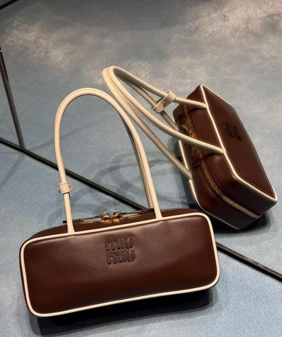 Ladies Miu Miu bags Lilly Onlines