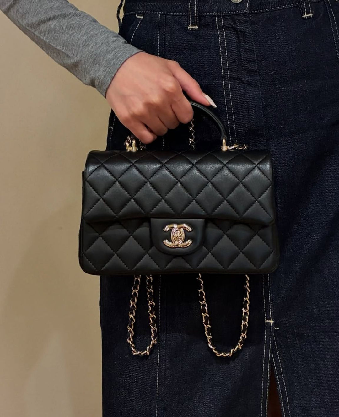 Ladies Chanel bags Lilly Onlines