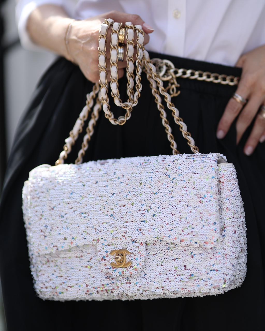 Ladies Chanel bags Lilly Onlines