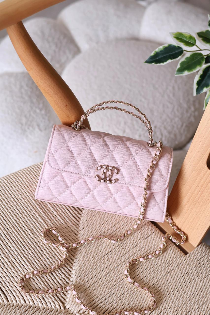 Ladies Chanel bags Lilly Onlines