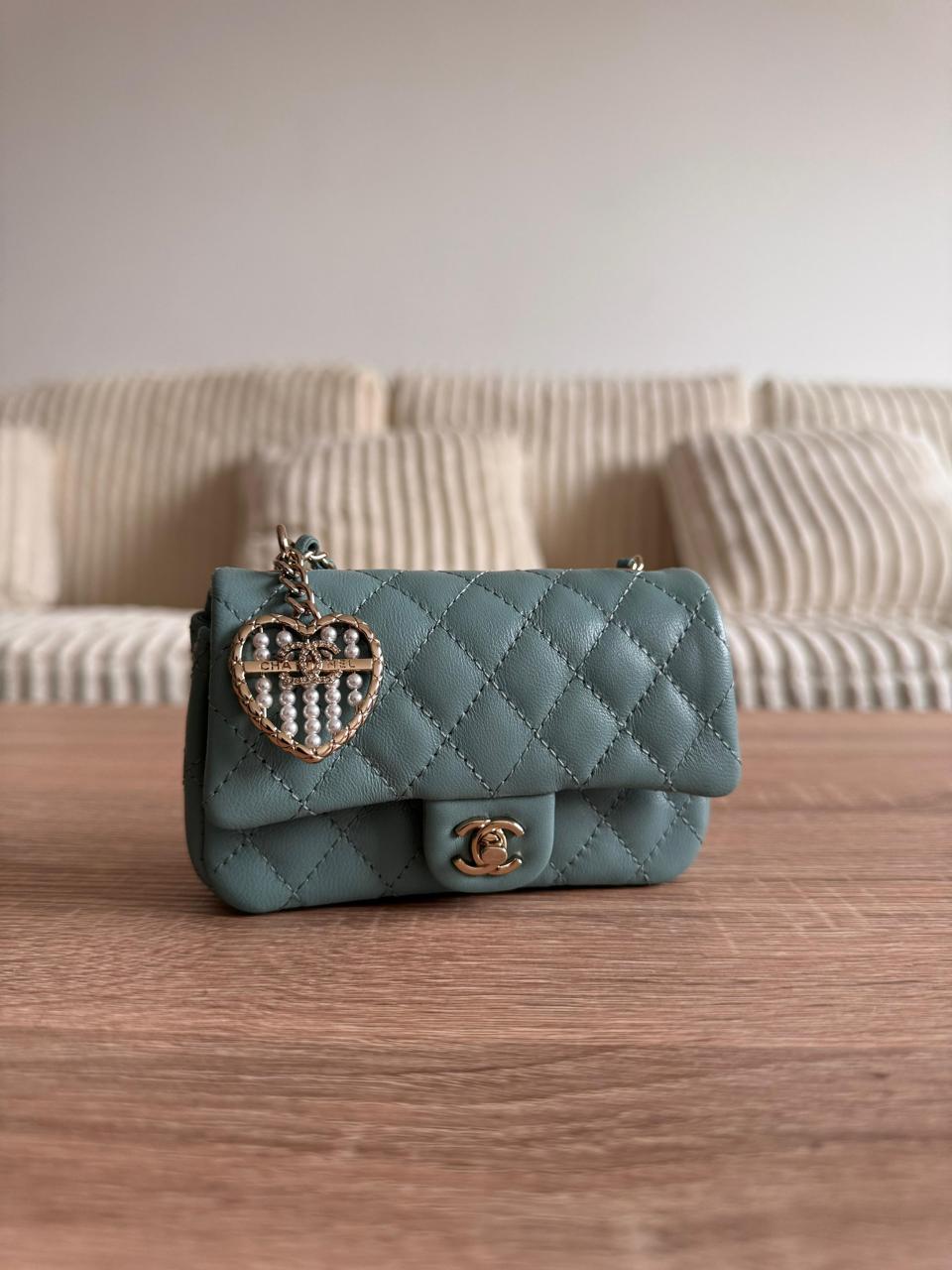 Ladies Chanel bags Lilly Onlines