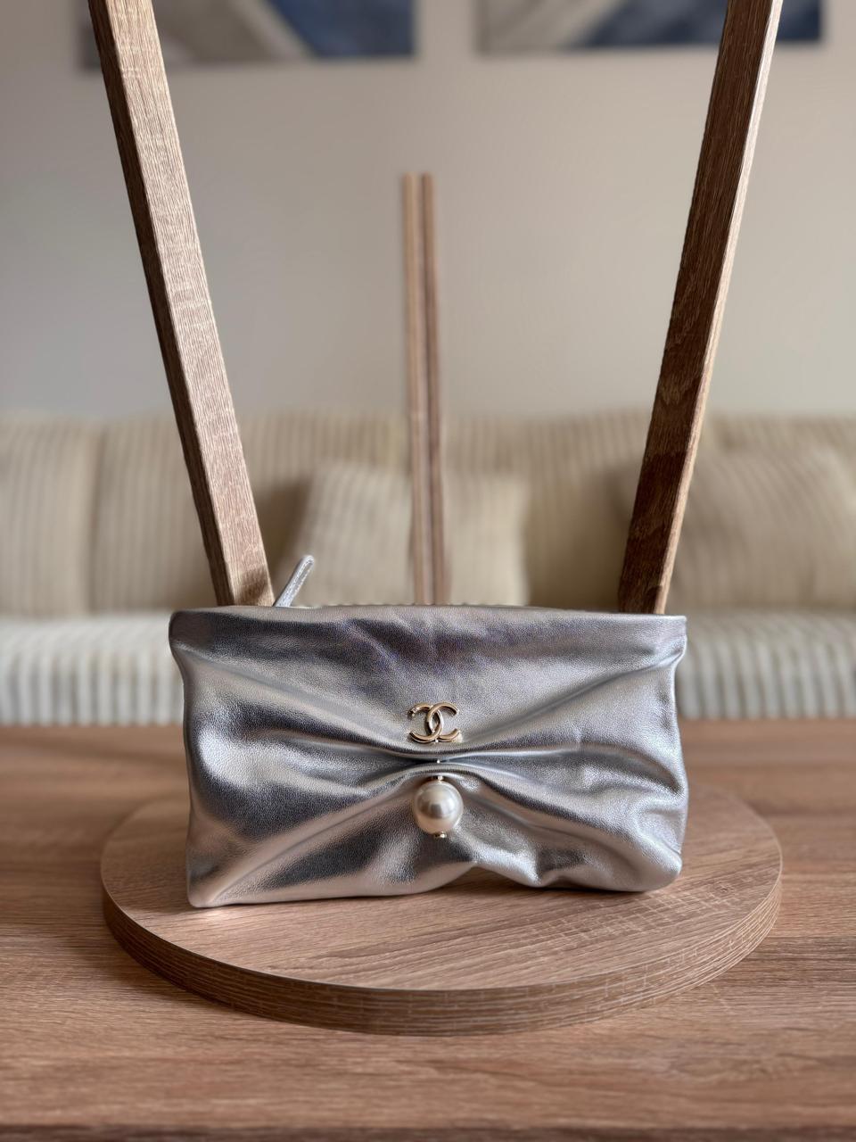 Ladies Chanel bags Lilly Onlines
