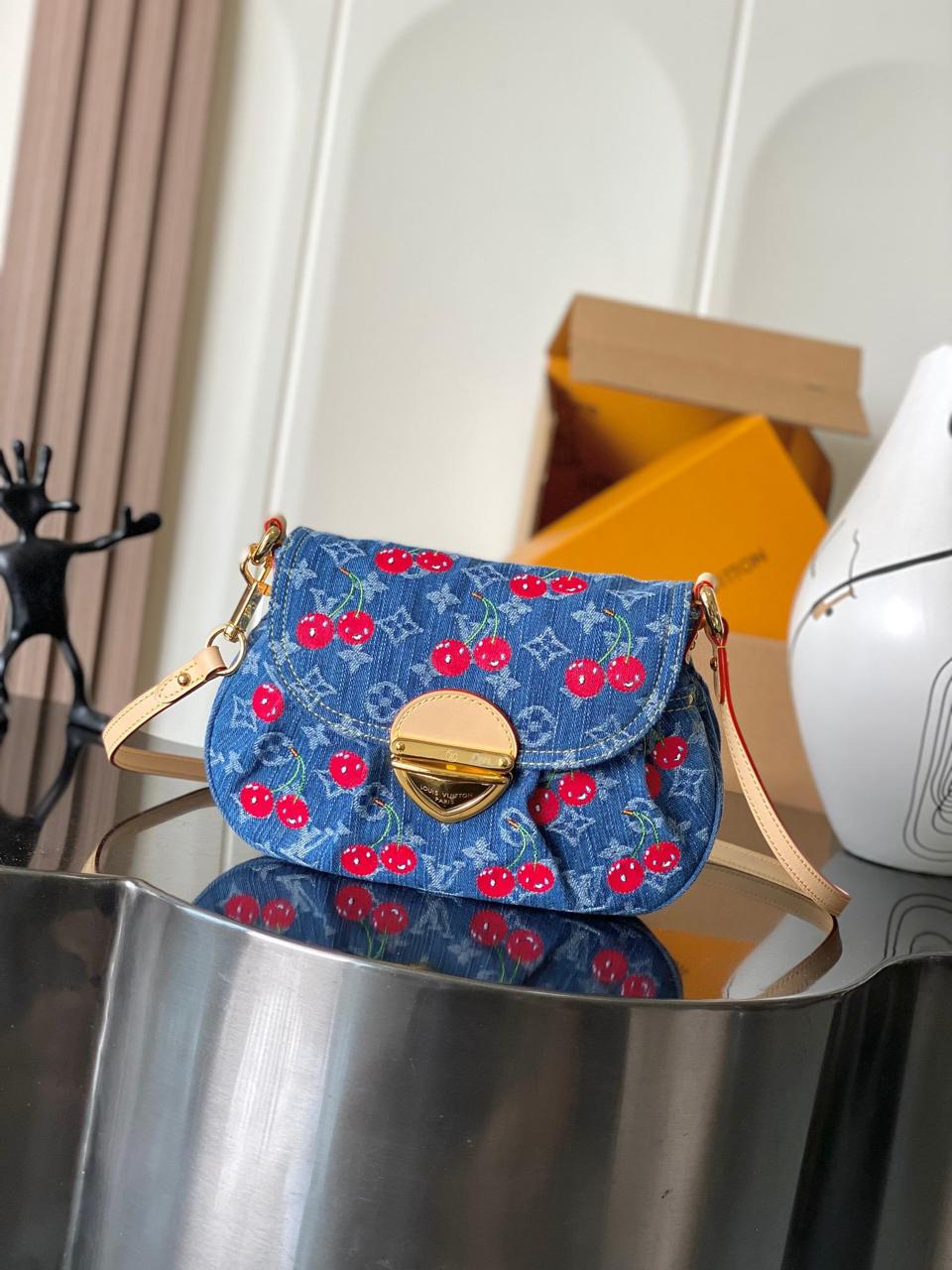 Ladies Lv bags Lilly Onlines