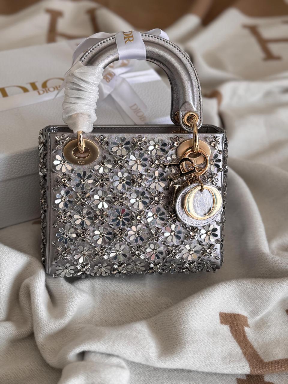 Ladies Dior bags Lilly Onlines