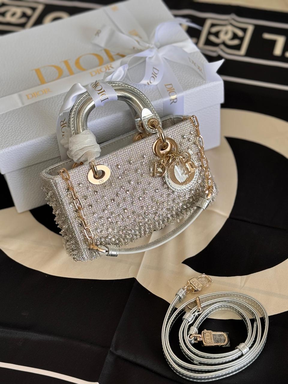 Ladies Dior bags Lilly Onlines