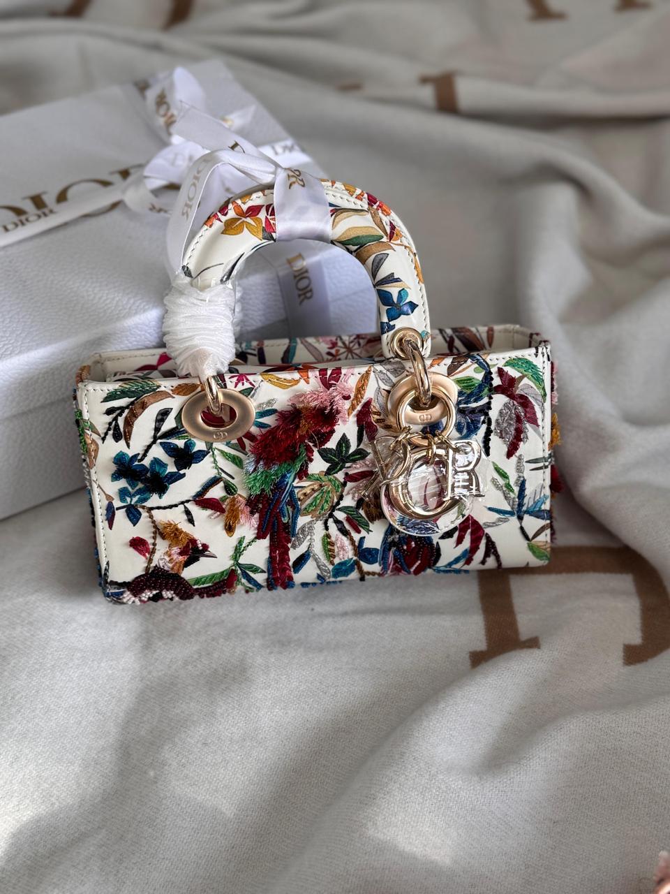 Ladies Dior bags Lilly Onlines