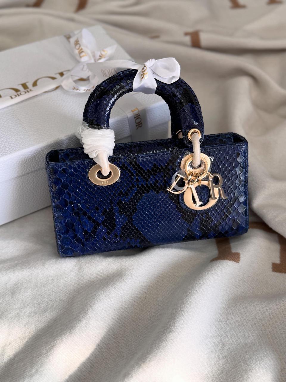 Ladies Dior bags Lilly Onlines