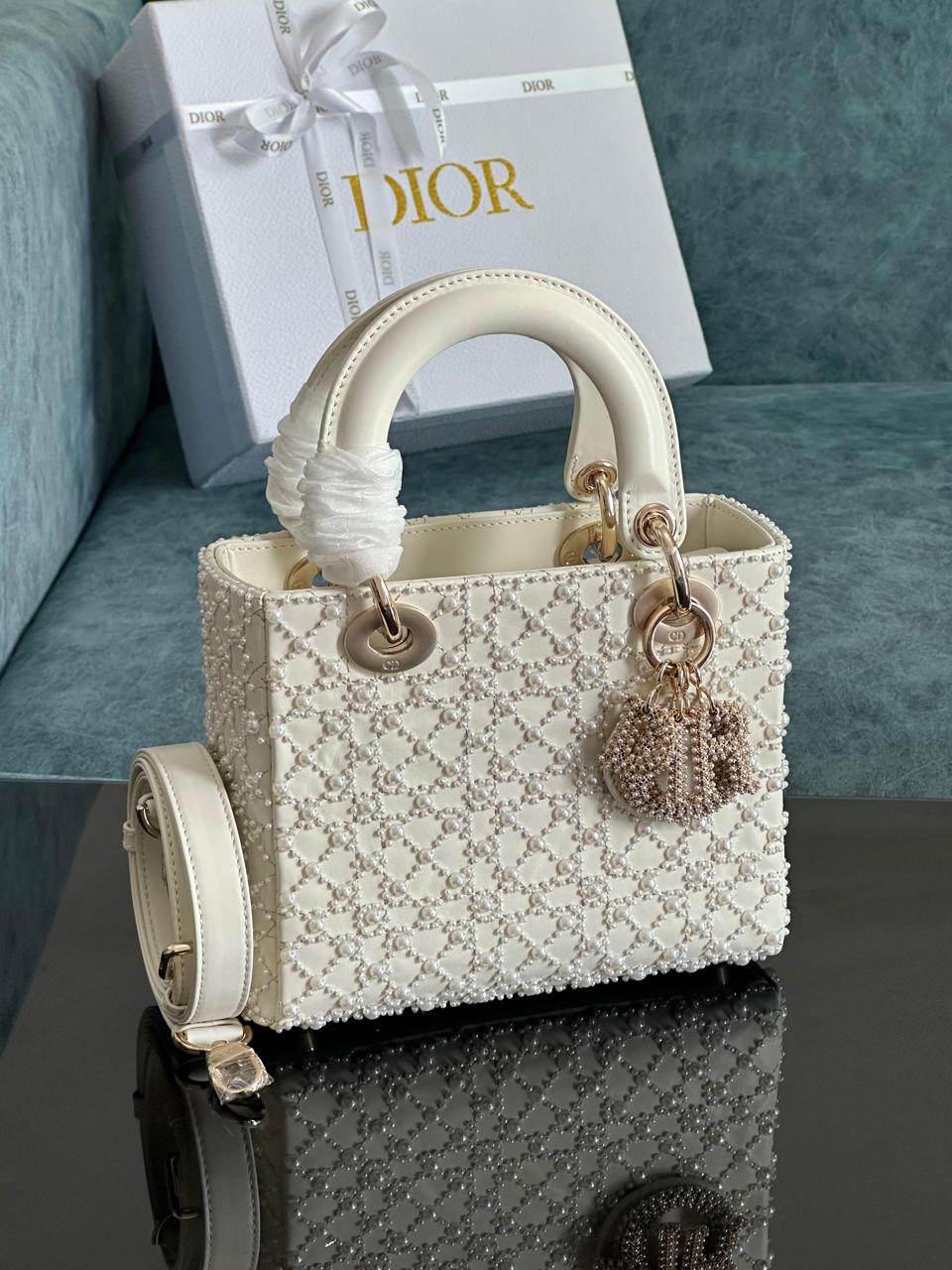 Ladies Dior bags Lilly Onlines