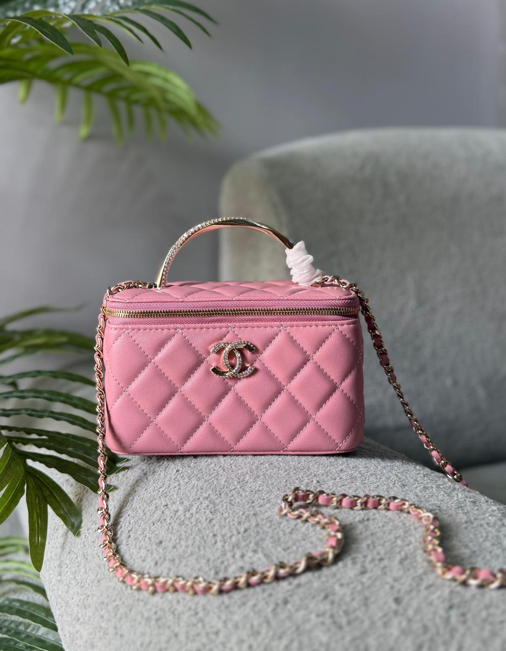 Ladies Chanel bags Lilly Onlines