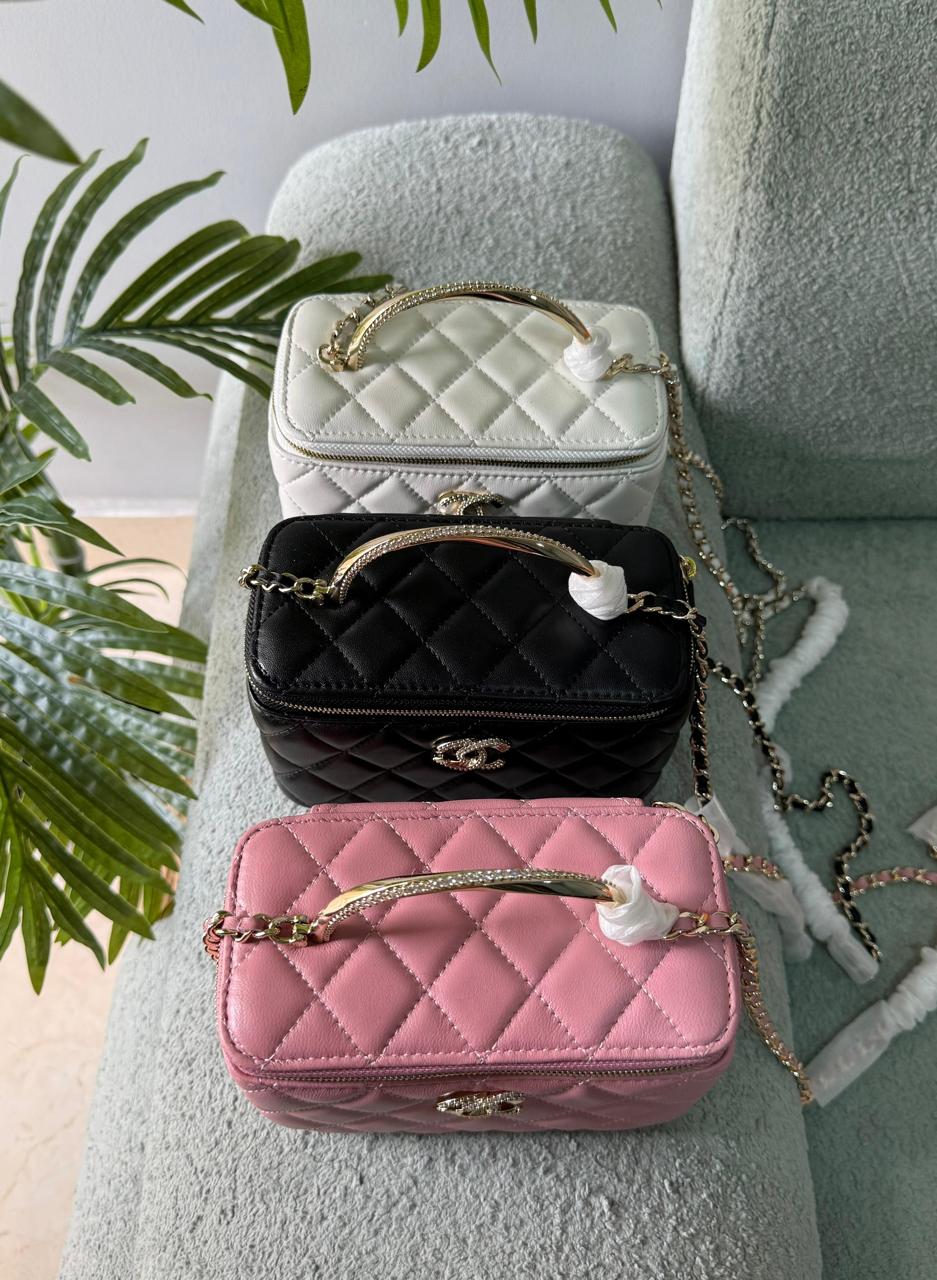 Ladies Chanel bags Lilly Onlines