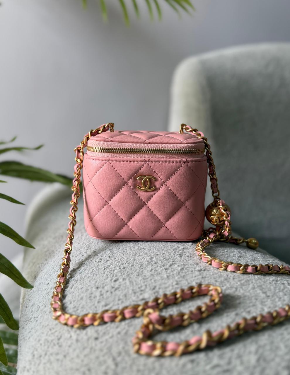 Ladies Chanel bags Lilly Onlines