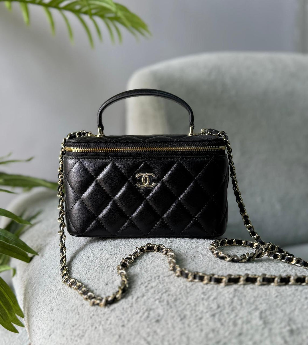 Ladies Chanel bags Lilly Onlines