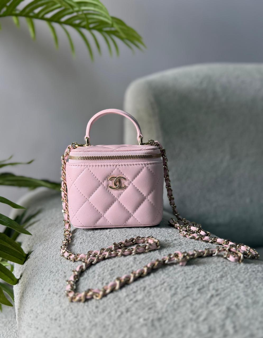 Ladies Chanel bags Lilly Onlines