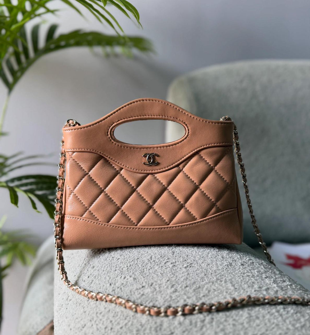 Ladies Chanel bags Lilly Onlines