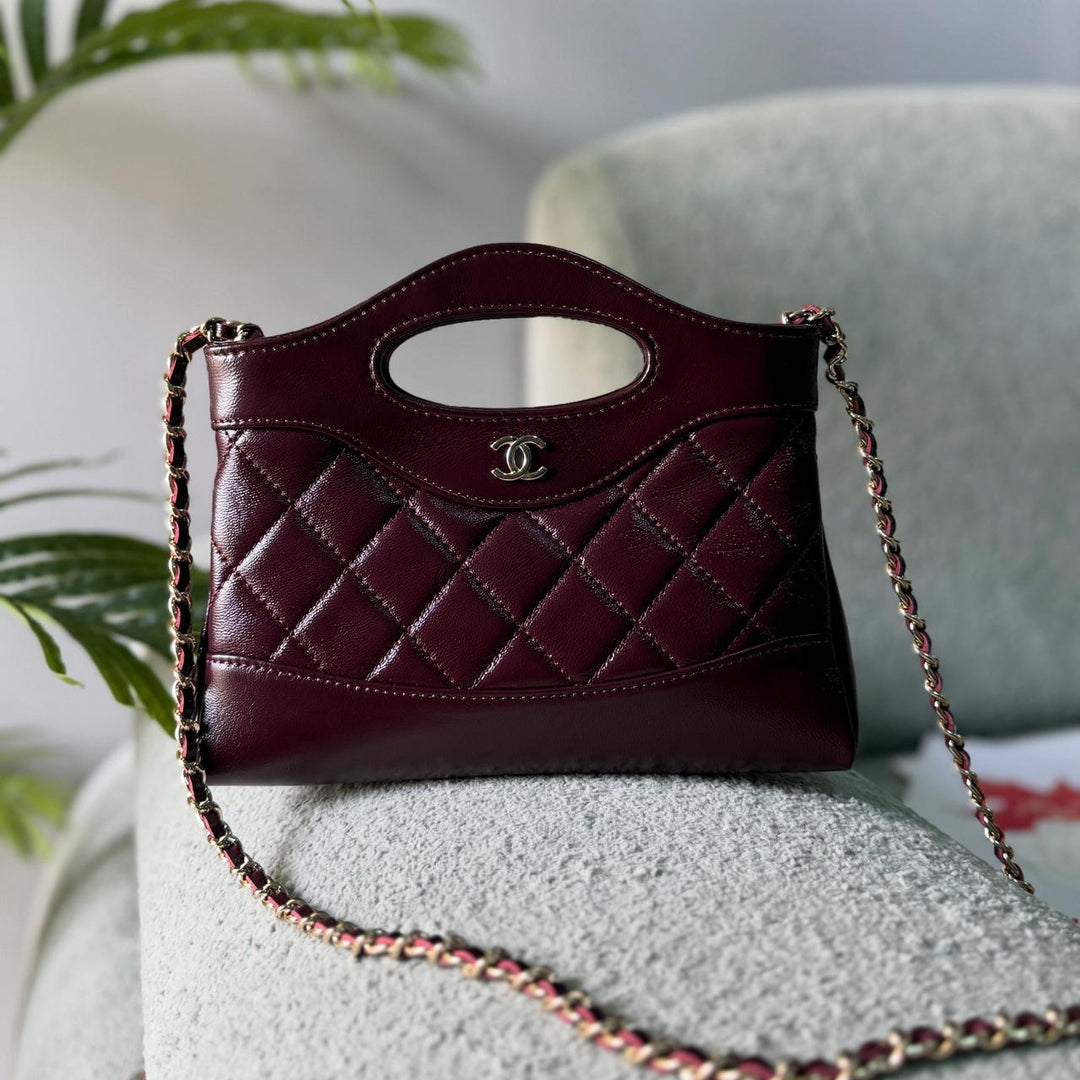 Ladies Chanel bags Lilly Onlines