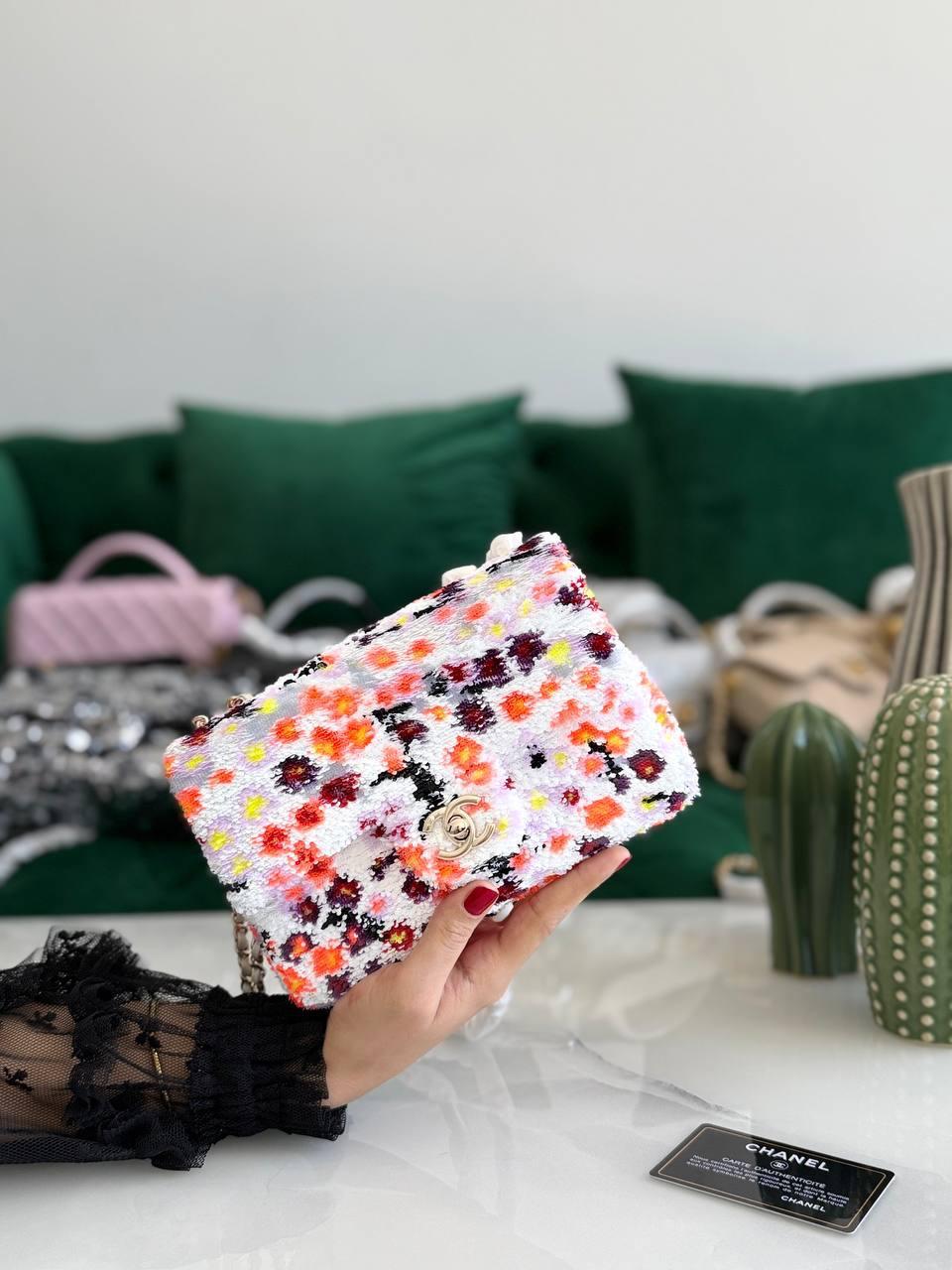 Ladies Chanel bags Lilly Onlines