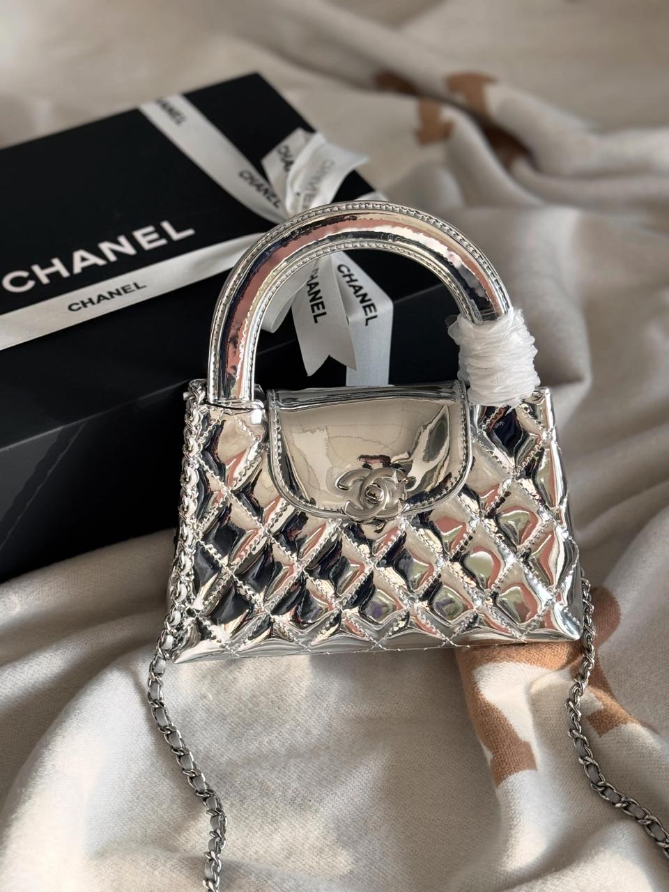 Ladies Chanel bags Lilly Onlines