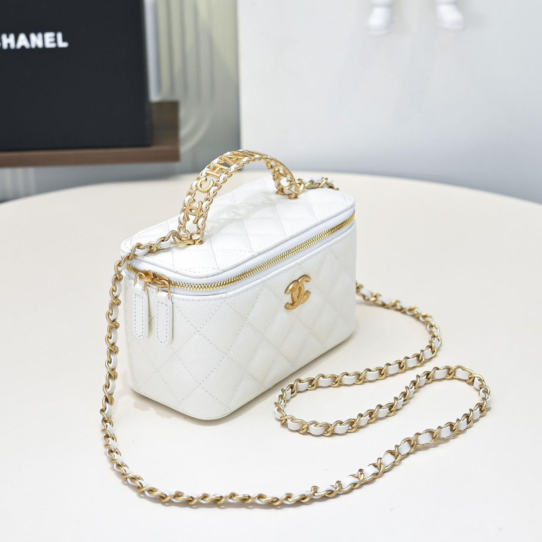 Ladies Chanel bags Lilly Onlines