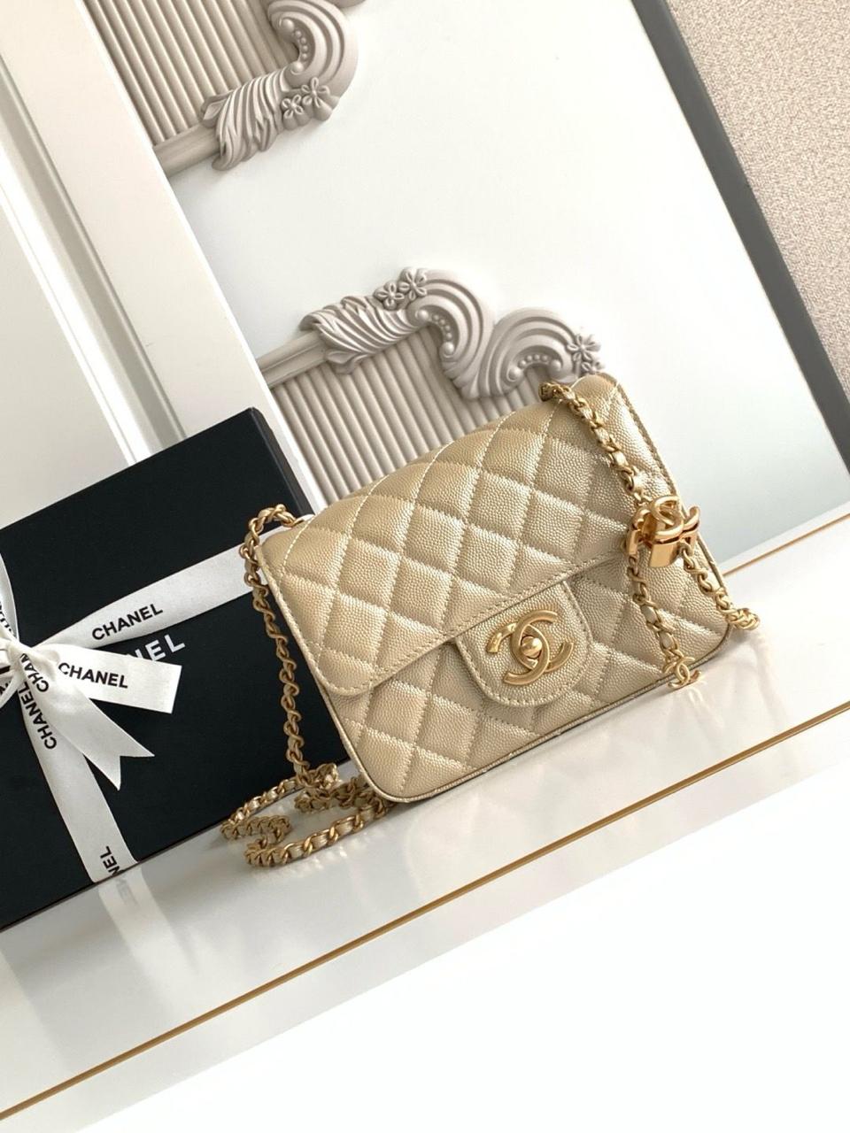 Ladies Chanel bags Lilly Onlines