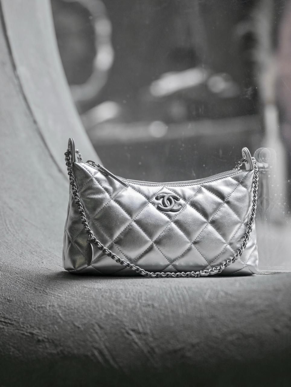 Ladies Chanel bags Lilly Onlines