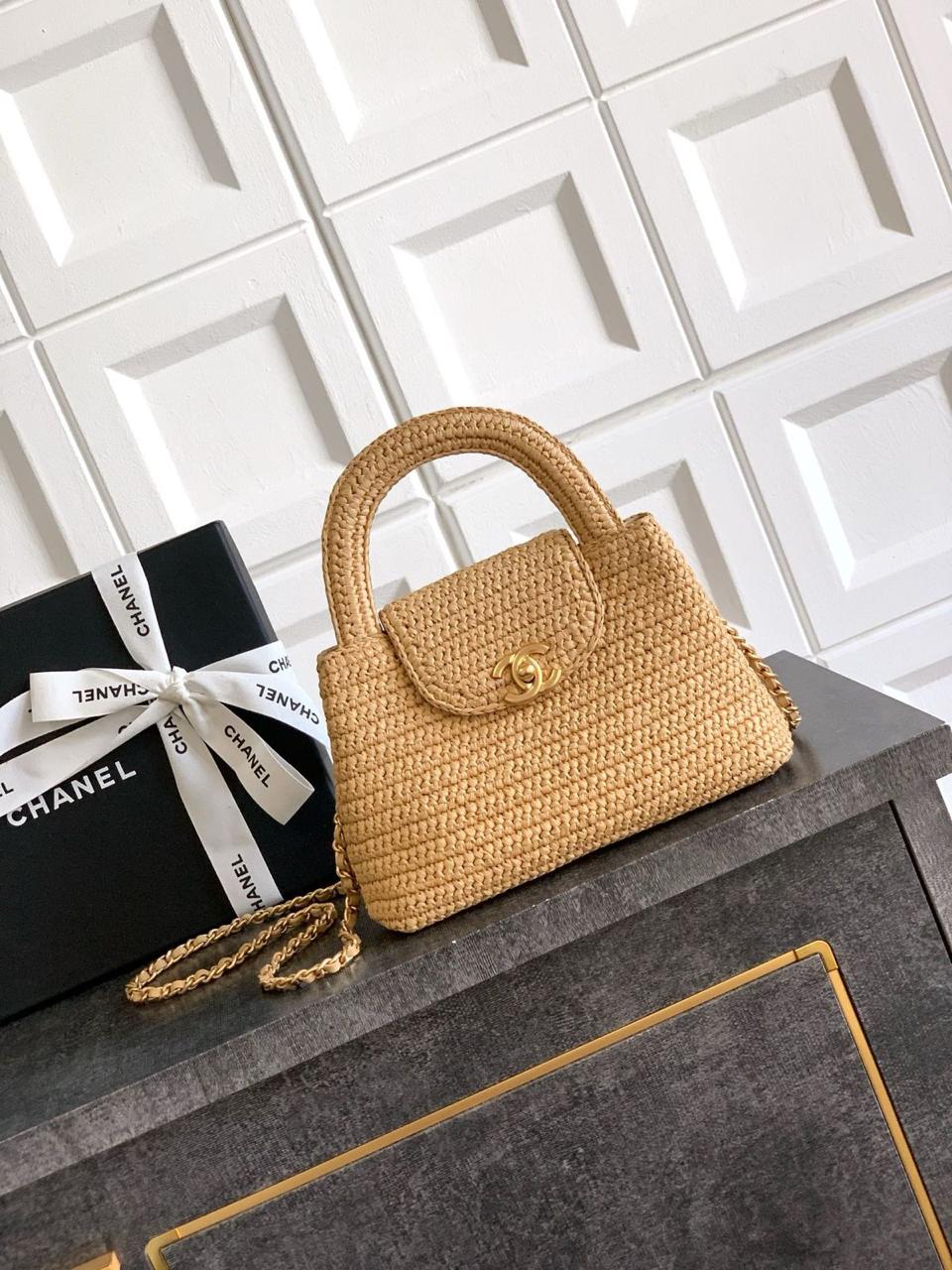 Ladies Chanel bags Lilly Onlines
