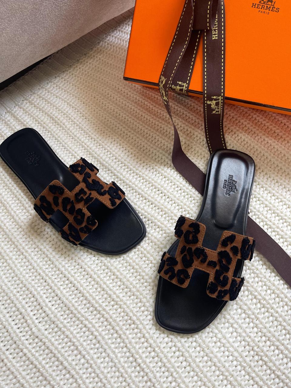 Ladies flats Lilly Onlines