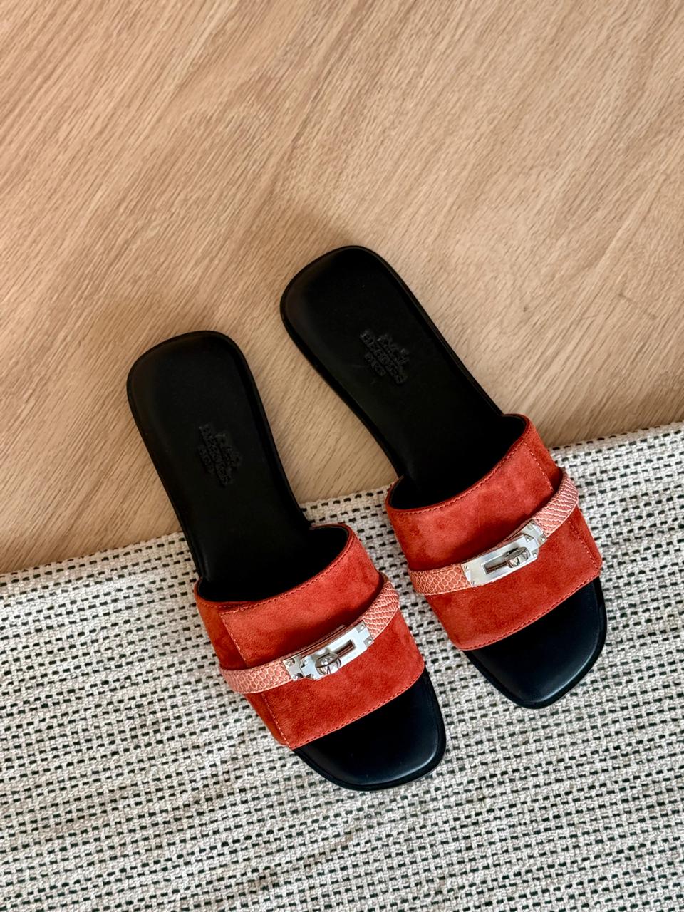 Ladies flats Lilly Onlines