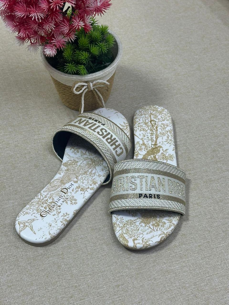 Ladies flats Lilly Onlines